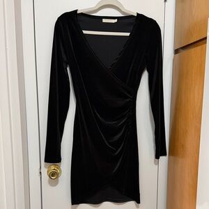 Black Velvet Low Neckline Mini Dress XS/S